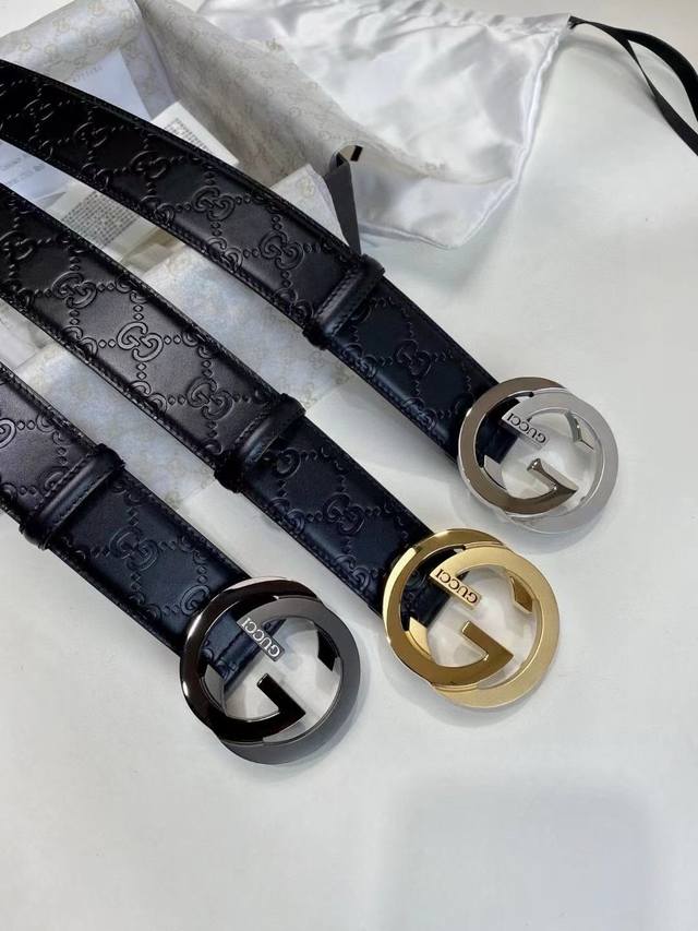 品牌 :古奇 配带全套原版包装 材质 : 进口牛皮搭配头层牛皮底,搭配18K钢扣 颜色 黑色, 规格 :3.8Cm 卖点 :皇家御用经典款式,永不过时。带身压品 品牌 :古奇 配带全套原版包装 材质 : 进口牛皮搭配头层牛皮底,搭配18K钢扣 颜色 黑色, 规格 :3.8Cm 卖点 :皇家御用经典款式,永不过时。带身压品