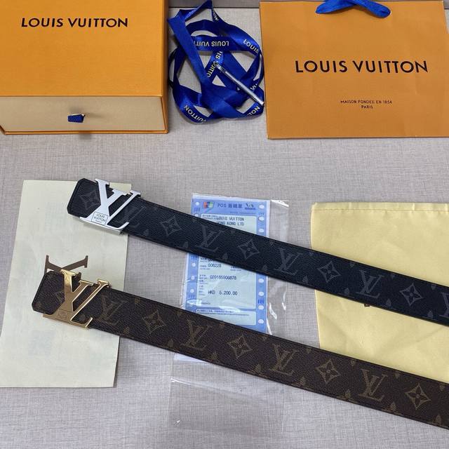 品牌：Lv路易威登 等级：男士皮带.定制头层牛皮.双面可用。油边精致、官网同步新款 配专柜全套包装 送打眼针 长度不裁剪 扣头：钢扣 长度：100 125Cm