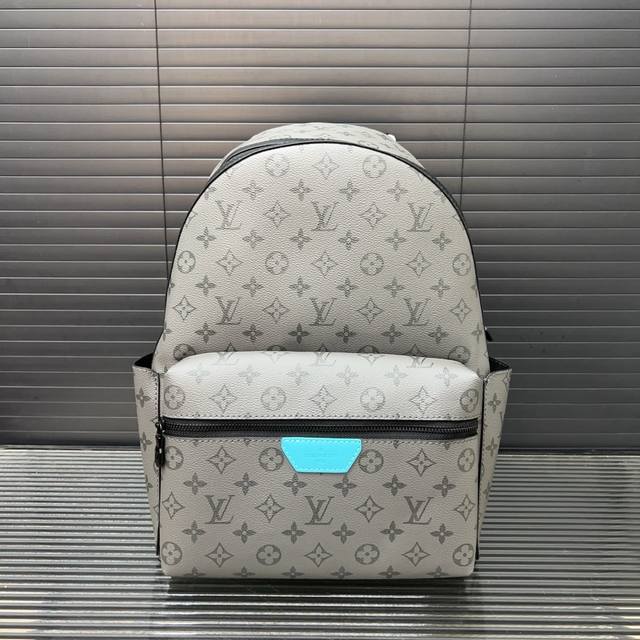 Louisvuitton 路易威登 Discovery双肩包 大容量男士背包 书包 经典百搭 实物拍摄 配送防尘袋 40 X 35 Cm。