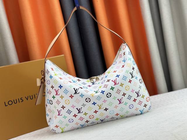 官方最新款，对版做法 实拍 M12097-M12898-M11952 本款 Vanity Pouch 手袋出自路易威登 X 村上隆再版系列，以艺术家的鲜明色调重