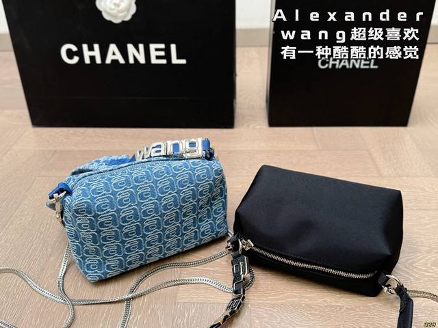 Alexander Wang 亚历山大王超级喜欢 有一种酷酷的感觉 必备了！爆炸洋气！ 随便搭衣服 尺寸： 18 11