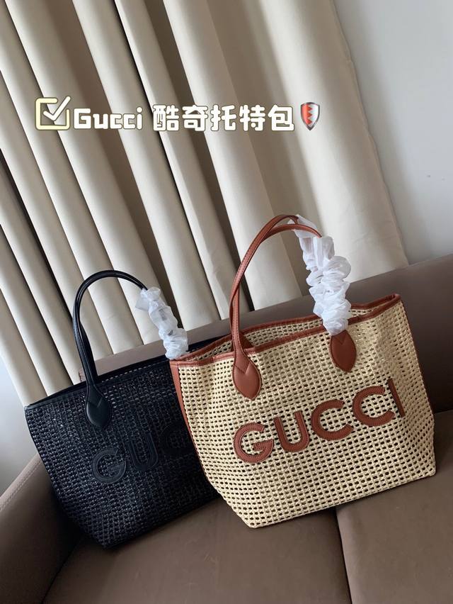 Gucci 酷奇托特包 经典Logo购物袋Tote包 怎么背都好看！毫无违和感！ 尺寸30*27