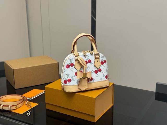 配折叠盒飞机盒 Size: 25*18Cm Lv Alma贝壳包 内敛!深沉!有味道! 这款百搭的经典手袋 依然很受现代的青睐! 配折叠盒飞机盒 Size: 25*18Cm Lv Alma贝壳包 内敛!深沉!有味道! 这款百搭的经典手袋 依然很受现代的青睐!