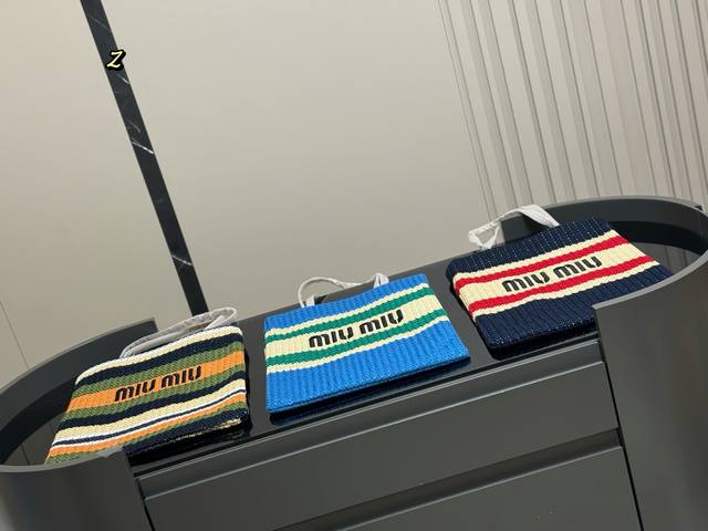 无盒 Size：34*38Cm Miumiu编织包，