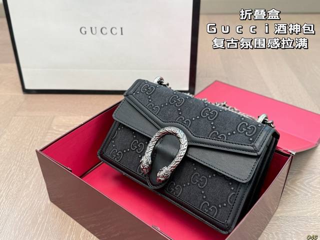 折叠盒 酷奇Gucci酒神包 带来了不一样视觉效果 复古氛围感拉满 永不过时的经典 尺寸：25 15