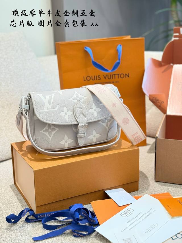 顶级原单 Zp级别 Lv 2025年女士新款香芋法棍 开始期待每年早春的色彩调色盘的 每年都好清新活泼 让人心生愉悦 季节限定季节限定数量有限 # V #Lv