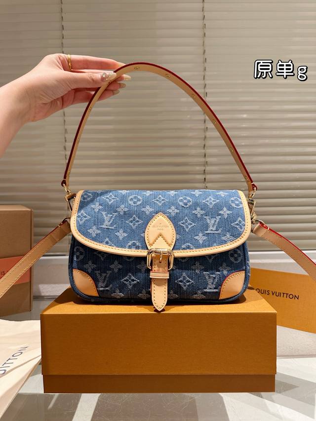 Lv 6月新款丹宁大法棍上线 顶级原单 图片包装28Cm