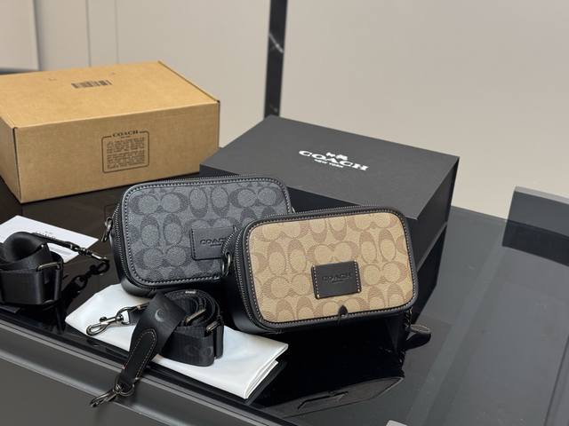 配折叠盒 Size：20*12Cm 蔻驰新款男士相机包 小巧酷帅的Beck Crossbody 日常通勤完全没问题 中宽织布肩带更加舒适