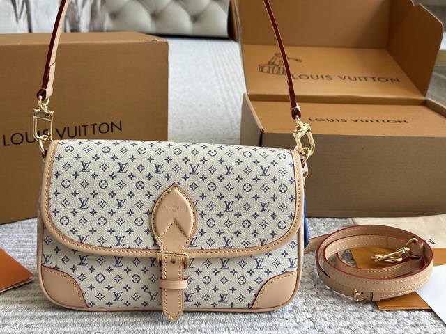 原单顶级 Lv法棍包穿搭也太好看了吧 无滤镜的上身实拍先 自从Speedy20开始就种草了这个系列然后又特别喜欢 双肩带的配置让复古的气质中又带着时尚感搭配起来