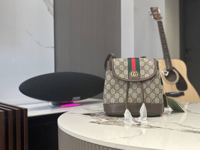 配折叠盒飞机盒 古奇 新款双肩包 原单面料 手感超级Nice 沉稳大方！ 你不会选错的！ 尺寸：21.20Cm