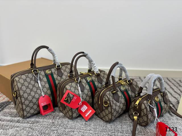 Gucci酷奇枕头包 大容量 手提斜挎皆可 通勤必备 东西多的宝宝一定要入! 尺寸 大号31 19 中号27 17 小号22 14 迷你17.11 Gucci酷奇枕头包 大容量 手提斜挎皆可 通勤必备 东西多的宝宝一定要入! 尺寸 大号31 19 中号27 17 小号22 14 迷你17.11