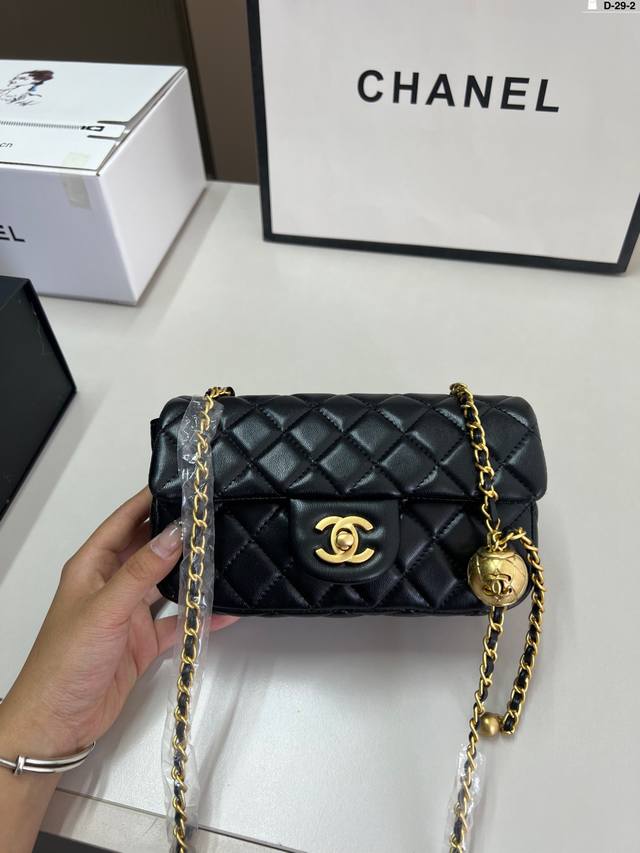 Chanel香奈儿经典链条金球方胖子 斜挎和单肩背 怎么搭配都Ok D-29-2尺寸20×10折叠盒飞机盒