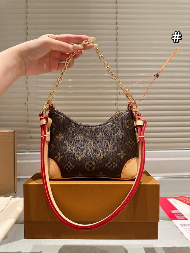 钢五金 芯片 迷你牛角包芯片版 Lv老花牛角包 单肩斜挎中古 Vintage包包V老花村上隆限定薇薇安女包Lv老花限定 ！超美！好多网红潮人都在背 单肩斜挎背这