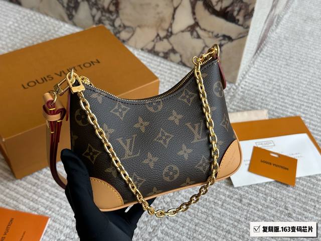钢五金163芯片 迷你牛角包芯片版 Lv老花牛角包 单肩斜挎中古 Vintage包包V老花村上隆限定薇薇安女包Lv老花限定 ！超美！好多网红潮人都在背 单肩斜挎