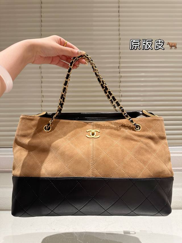 头层皮 Chanel25S手柄饭盒包 慵懒随性又好背 上身满满的惊喜 高级慵懒又随性 彻底心动的一只 Size： 36.23Cm