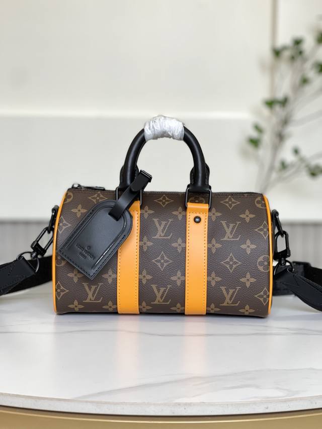 大特价 全新包不退换 46687 25 X 15 X 11 厘米 长度 X 高 X 宽 Monogram Macassar 涂层帆布 牛皮革饰边 织物内衬 金属