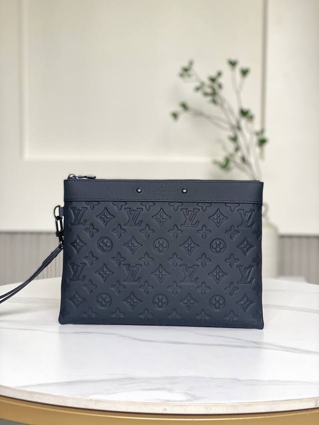 大特价 全新包不退换 81570 大手包全皮压花 30 X 21.5 X 1 厘米 长度 X 高 X 宽 Monogram Shadow 皮革 牛皮革饰边 织物