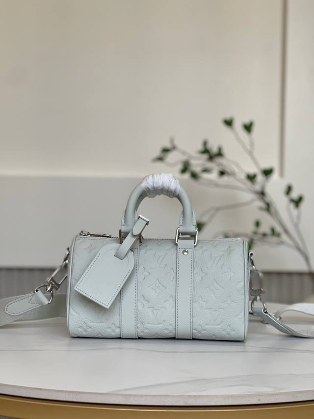 大特价 全新包不退换 款号23163