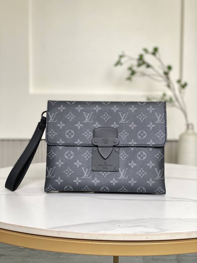 大特价 全新包不退换 82598 28 X 22.5 X 3.5 厘米 长度 X 高 X 宽 Monogram Eclipse 涂层帆布 牛皮革饰边 织物内衬