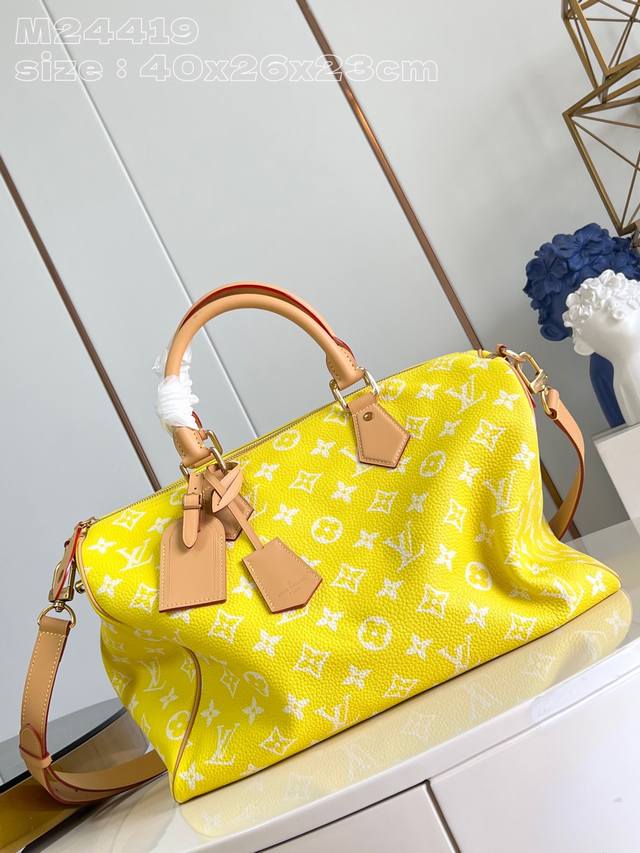 出厂价P 顶级原单 M13920荧光黄 M24419 本款 Speedy P400 BandoulièRe 40 Monogram Leather 手袋为柔软粒