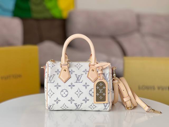 变码芯片全钢五金型号：M24709白色枕头包本款 Speedy BandoulièRe 20 手袋出自 Nautical 系列，以缤纷纱线织就 Monogram