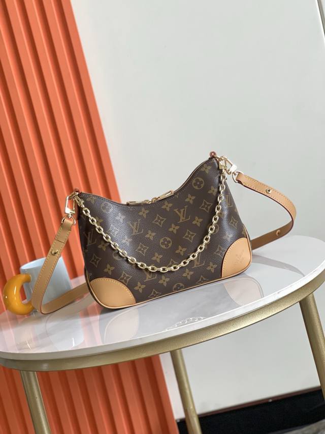 顶级原单，163芯片，半钢五金，M45832.M45831.本款 Boulogne 小号手袋取材经典 Monogram 帆布，配有双拉链和可容纳智能手机的宽敞内