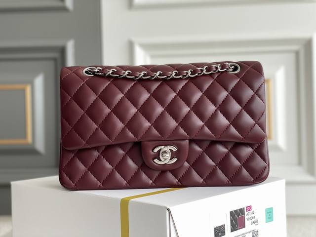 白金版正品级 包装如图 全新发售最新版系列 专柜售价购入开发 中号 酒红色 每年行情都在涨 专柜可遇不可求 一直很难买到 羊皮质感柔柔糯糯很 这次到达的都是开料