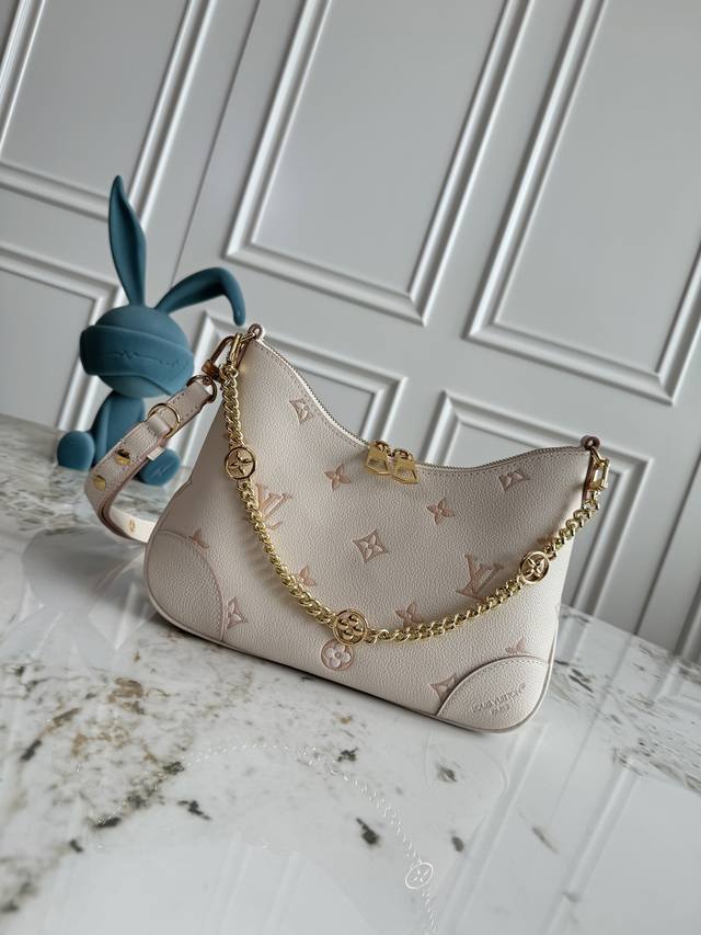 独家背景 动态芯片 顶级原单 型号 M14634 五金 采用炉内A级钢材真空厚金电镀全钢 皮质 采用进口化工工艺A级头层牛皮 尺寸 29X16X9.5Cm 长X