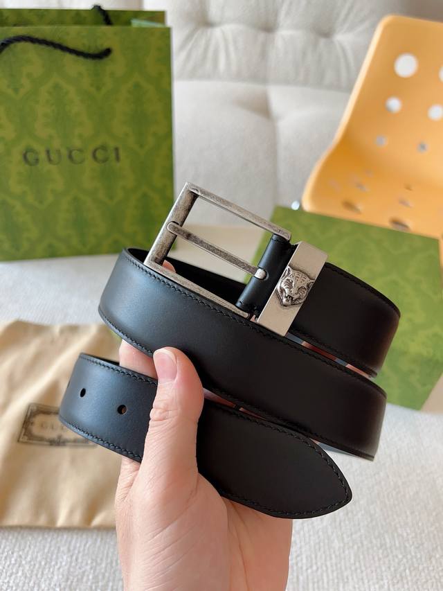 Gucci 双面意大利进口头层小牛皮，搭配真空电镀仿古银针扣，经典款式，专柜有售，市场顶级品质，支持验货 配送全套专柜包装，宽度 3.5Cm