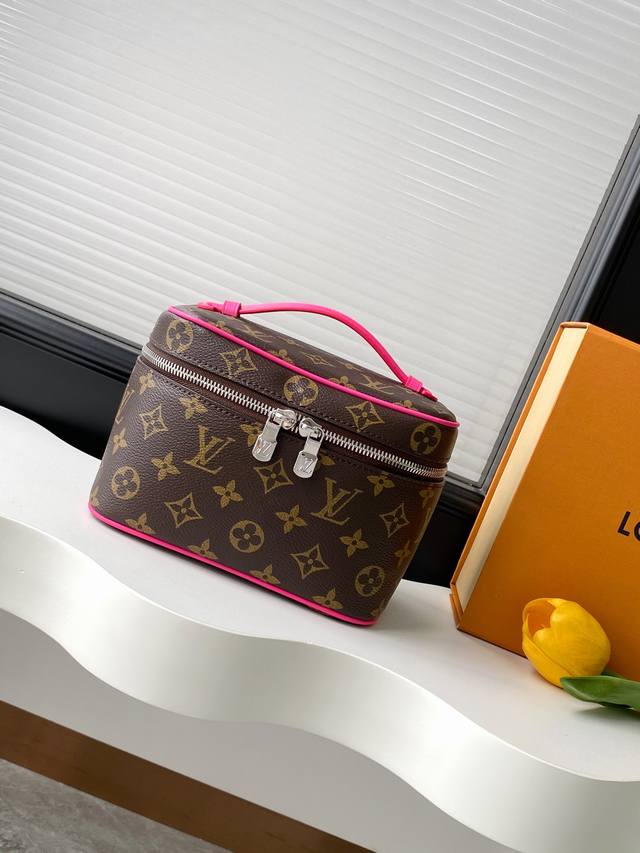 动态163C芯片 顶级原单加强版 M12650玫红 M12654黄色 M12647蓝色 本款 Nice 迷你化妆包选用 Monogram Macassar 涂层