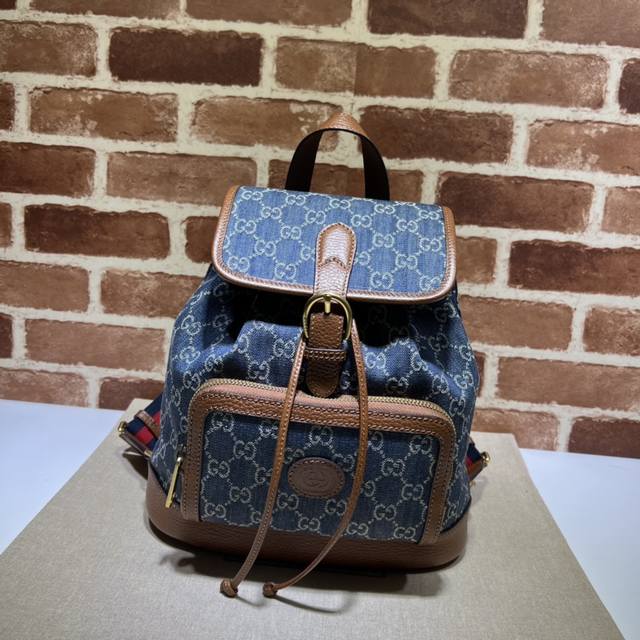 专柜品质，顶级原单货，实物实拍！款号674147蓝牛仔～尺寸：宽26.5X高30X侧宽13，出货啦！