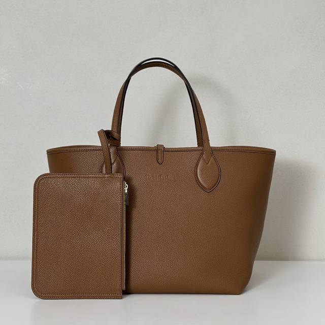 专柜品质，顶级原单货，实物实拍！款号839112棕色，尺寸：宽30Cm 50Cm X高27Cmx侧宽23Cm，