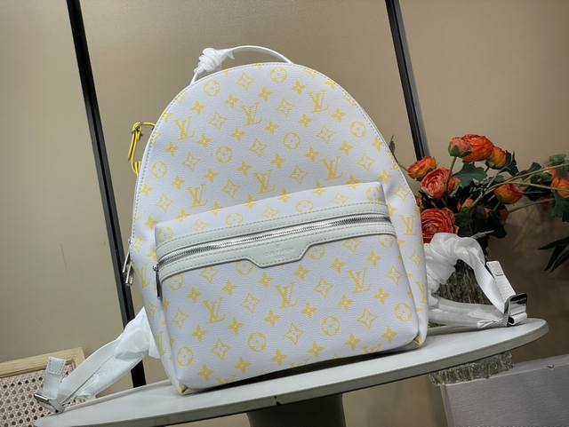 顶级原单复刻独家实拍 Discovery Backpack 双肩包 M14673 米灰色 黄花丝印 灵感来自迈阿密及其霓虹灯，Monogram Glow帆布为这