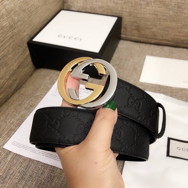 古奇最新款，带身釆用双面头层牛皮压纹，宽度3.8Cm，品质保证，五金独家定制高档间色铜扣，优雅奢华休闲款，时尚品味，值得拥有配专柜包装