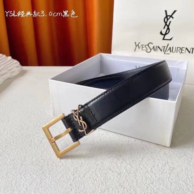 圣罗兰Ysl自诞生的那一刻起，就在人们心中留下了色彩缤纷.浪漫高雅的形象，经典而不落俗套是他的特征。圣罗兰Ysl这款3.0Cm女款腰带复古精工雕花金属扣将复古风