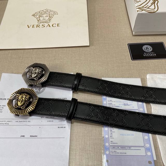 品牌：范思哲 等级：定牛制皮、新开款模。带宽3.5厘米.油精边致 电车脑线 实物摄拍无修饰 上效身果超好、配专柜套全包装.送礼自首带选。 扣头：仿铜扣自动 长度