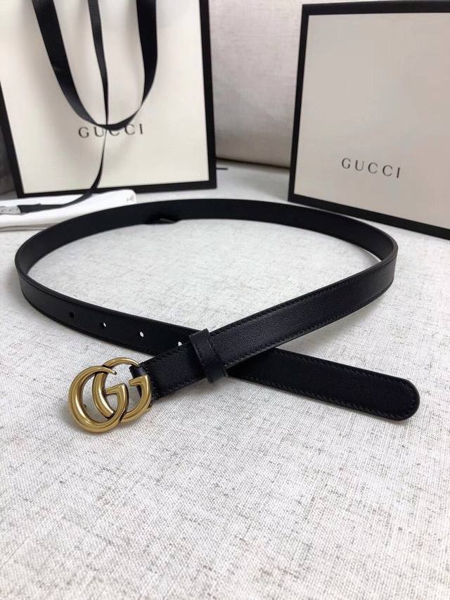 原版古奇 宽2.0 2.5 3.0 3.4 3.8Cm 高端品质 带身采用双面头层牛皮制作 手感细腻 原版车线 配有精致做工原版古铜扣 送礼上等品，休闲百搭款