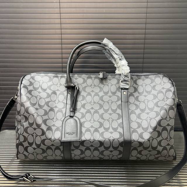 Versace 范思哲 印花公文包 男包 电脑包 手提包 经典百搭 实物拍摄 原厂原版面料 高端品质 配送防尘袋 28 X 50 Cm