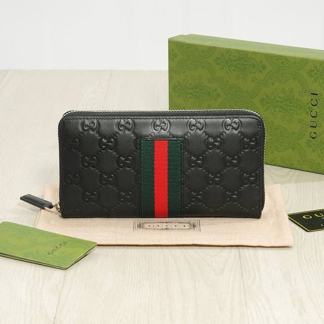 颜色 黑尺寸 20X10古奇爆款牛皮专柜同步，永不过时经典顶级原版磨砂牛皮高端品质精致车线做工值得拥有