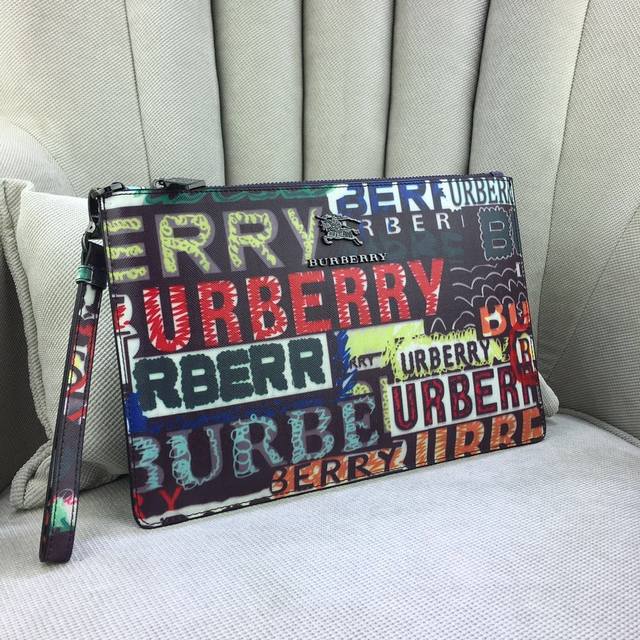 独家 原单货 巴宝莉手拿包 型号：8114 尺寸：28-17 专柜新款重金打版复刻原版皮复刻皮质超级柔软超大容量定制专柜原版五金顺滑拉链完美工艺拒绝偷工减料，质