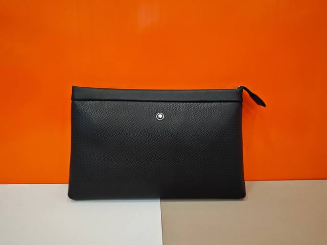 顶级专柜老鼠狠货2025最新款式万宝龙进口花皮男士手拿包火爆款大量出货拉,叫嚣专柜货顶级原单货纸上谈兵吹牛皮的咱不会，请让狠货说话。款式可以复制抄袭，材料做工骗