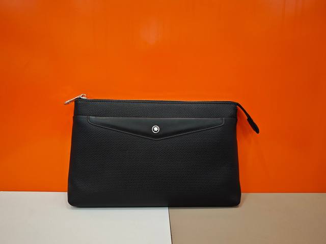 顶级专柜老鼠狠货2025最新款式万宝龙进口花皮男士手拿包火爆款大量出货拉,叫嚣专柜货顶级原单货纸上谈兵吹牛皮的咱不会，请让狠货说话。款式可以复制抄袭，材料做工骗