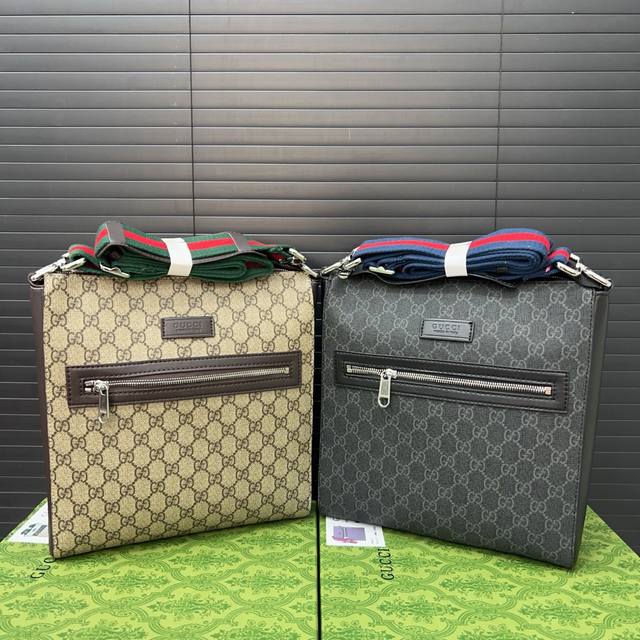 Gucci 古奇 Gg Supreme系列 Black大号邮差包 单肩斜挎包 男士背包 经典Logo搭配原厂工艺材质 休闲百搭 实物拍摄 原厂原版面料 配送礼盒