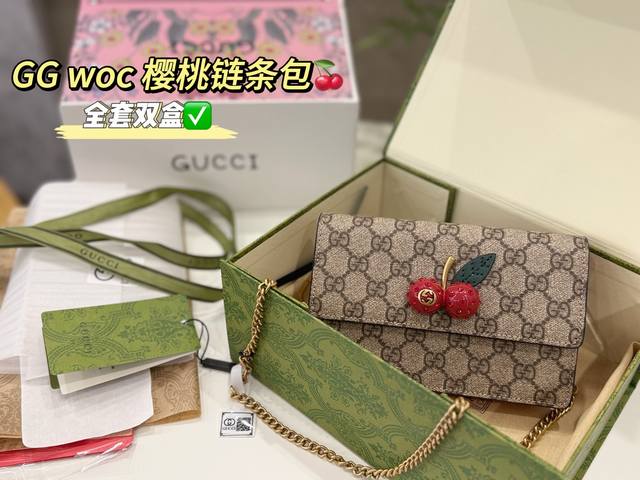 全套双盒包装 Gucci 樱桃包立体水钻五金 专柜超级 爆款女士背包 单肩包 顶级头层牛皮原版Pvc面料 配原版五金 原单品质 哦 简单百搭 经典款 Size：