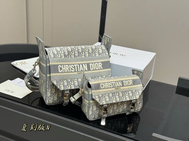 配盒 升级版 Size：23*16Cm 小 29*27Cm 大 迪奥 Camp小号邮差 真的太好看了！ 自重很轻！超级好看！ 男女均！ 搜索Dior 迪奥 邮差