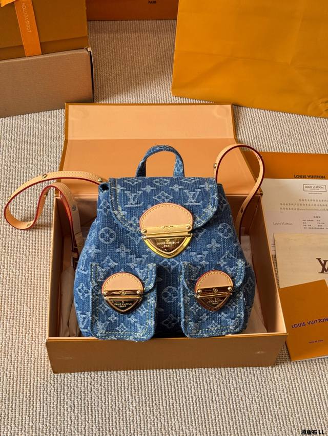 原版布 牛仔 Lv Duma双肩包 新款 老花小号Bb双肩包 顶级牛皮 原单品质 尺寸20.24Cm