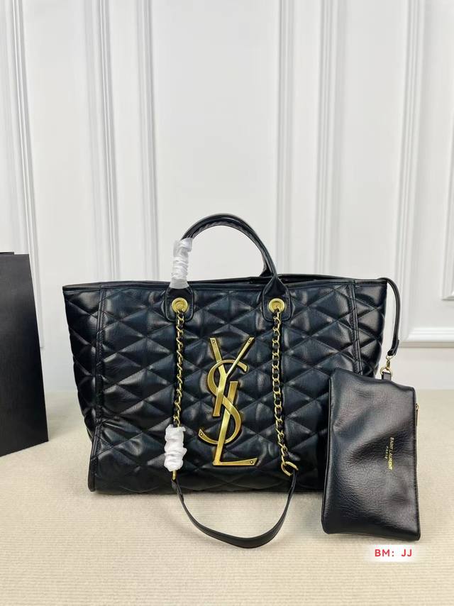 圣罗兰 Ysl托特包 新款购物袋，容量超大，可做妈咪袋 质感爆棚的美 上身真的太太太有质感啦 日常逛街不要太吸晴尺寸：37*30