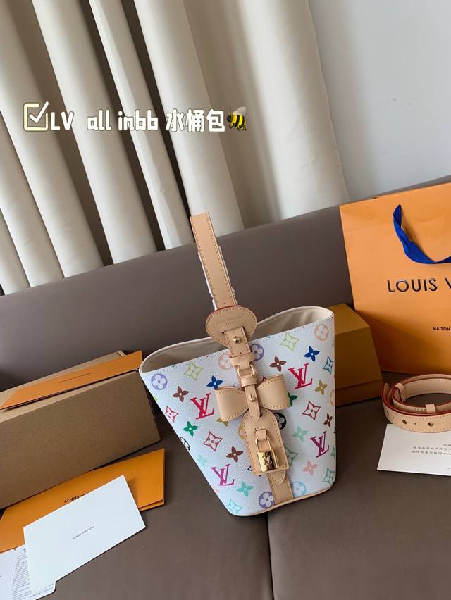 Lv All Inbb 水桶包 氛围感满满的一款 任何搭配都能够轻松驾驭 低调有质感 容量也很大 尺寸17*18