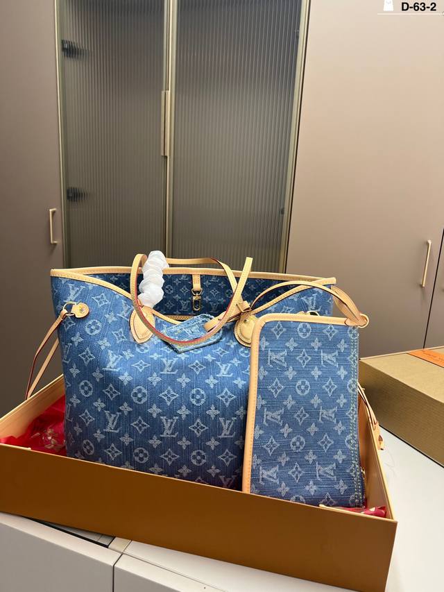 Lv Neverfull 经典入门款购物袋 骨灰级产物！经典到无可复制！ 最最最经典畅销颜色！ D-63-2尺寸31×27折叠盒飞机盒