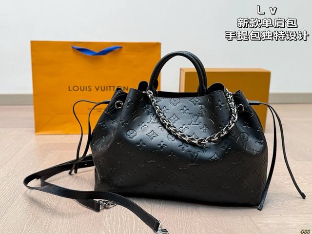 Lv新款单肩包手提包 独特设计 时尚又经典 超级百搭 日常通勤皆可 上身又A又飒 尺寸33 24